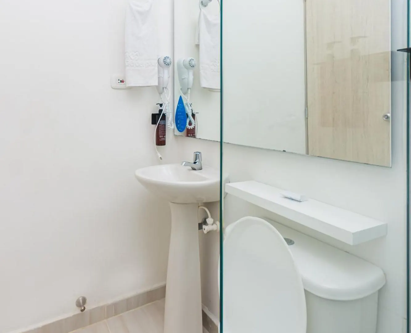 ***  Hotel Suite Del Parque ميديلين كولومبيا