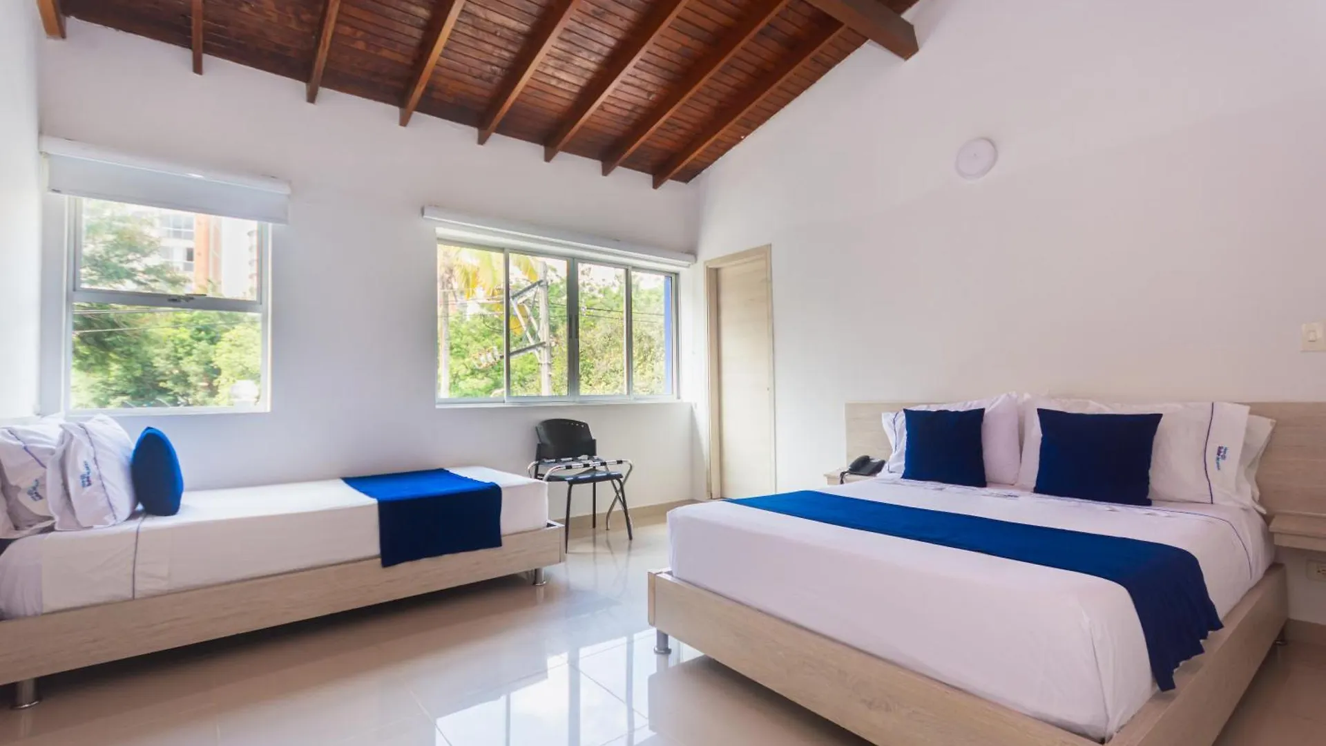 Hotel Suite Del Parque Medellin Colombia